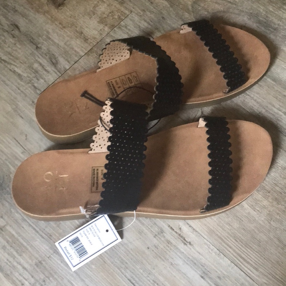 Women’s Sandals size 9